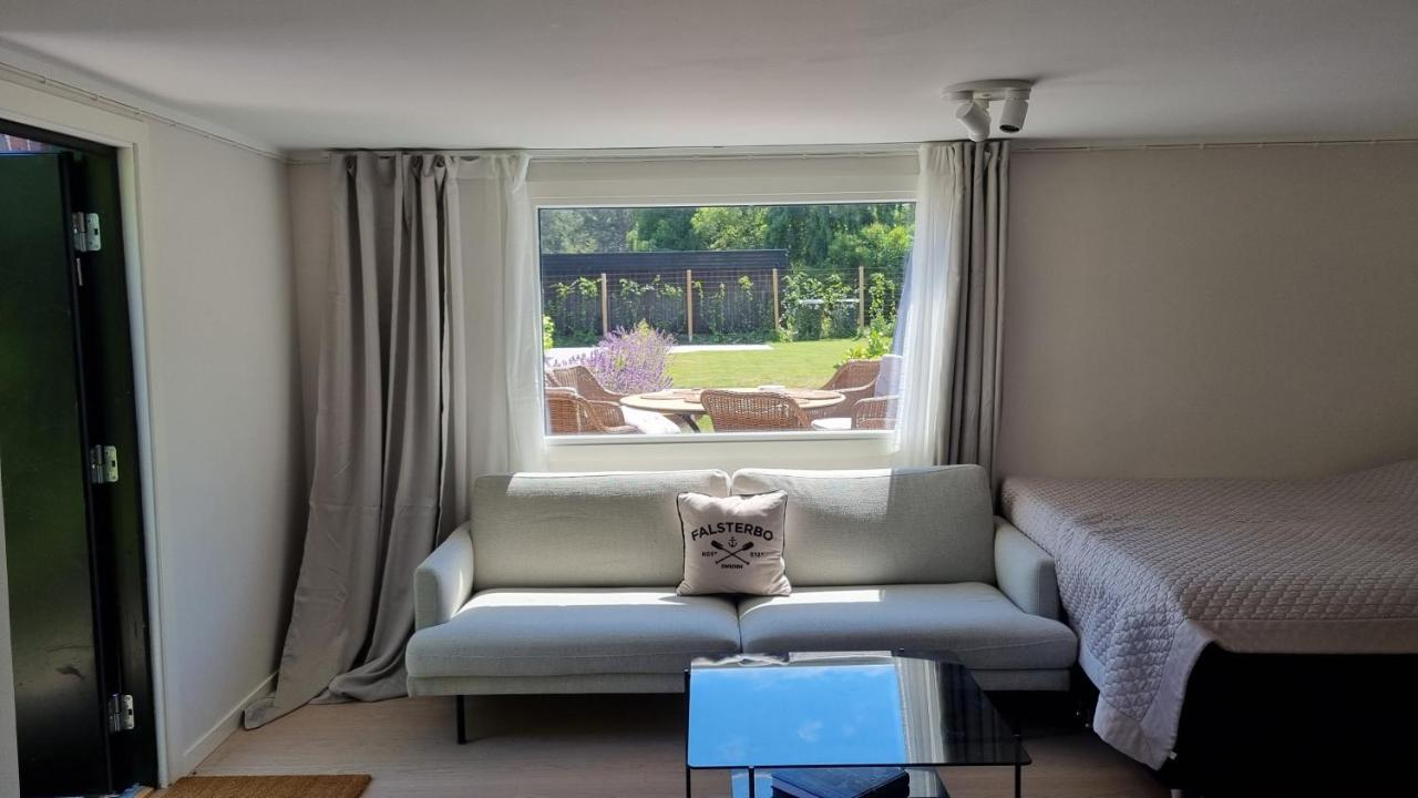 Falsterbo Guesthouse - Modern Comfort With Private Patio Сканер-мед-Фальстербу Екстер'єр фото